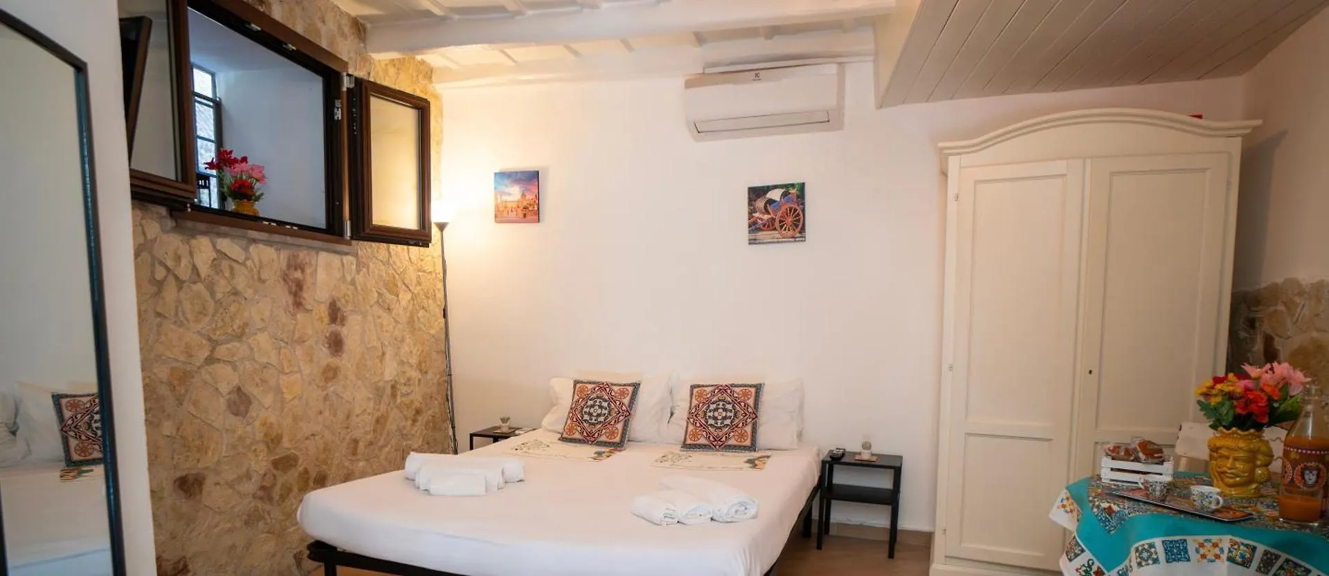 Dom wakacyjny Albergheria Little Home Palermo